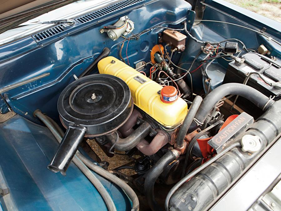  Studebaker Commander Sedan 1965 года  (фото 4 из 8)